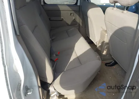 2004 Nissan Frontier Xe-V6 z USA, uszkodzony, nr VIN 1N6ED29Y24C418169